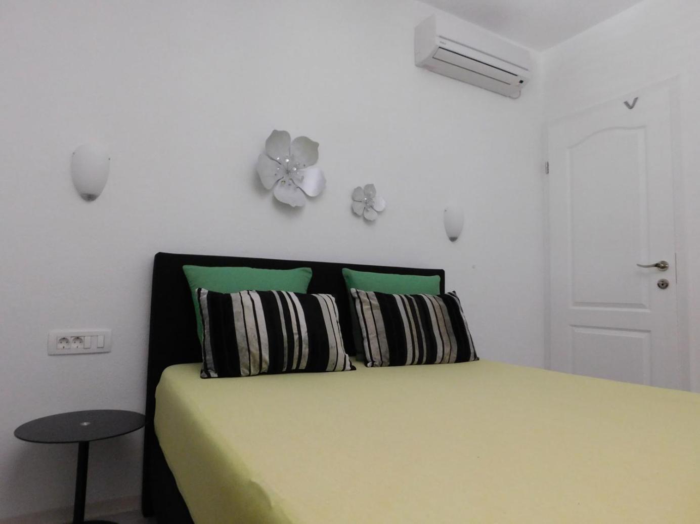 Villa Renata - Apartment Zeleni Povlja  Extérieur photo